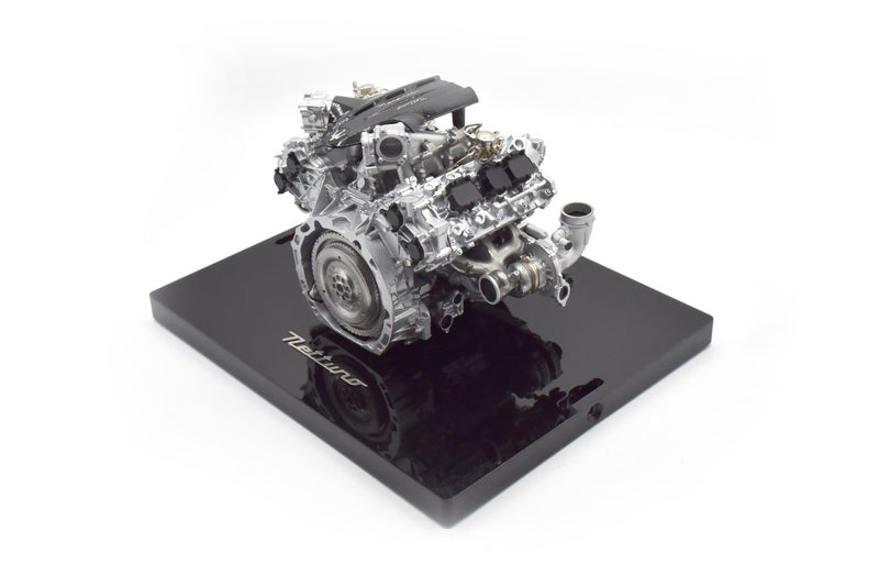 1:8 MC20 Nettuno Engine
